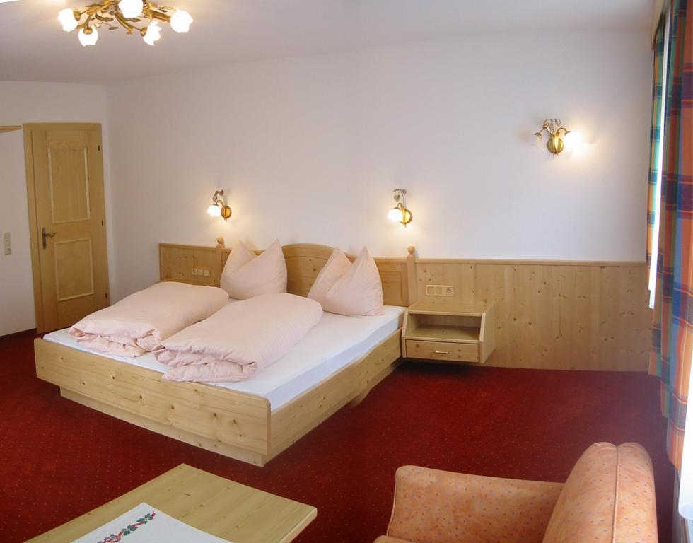 Diana Hotel Петной ам Арлберг Екстериор снимка