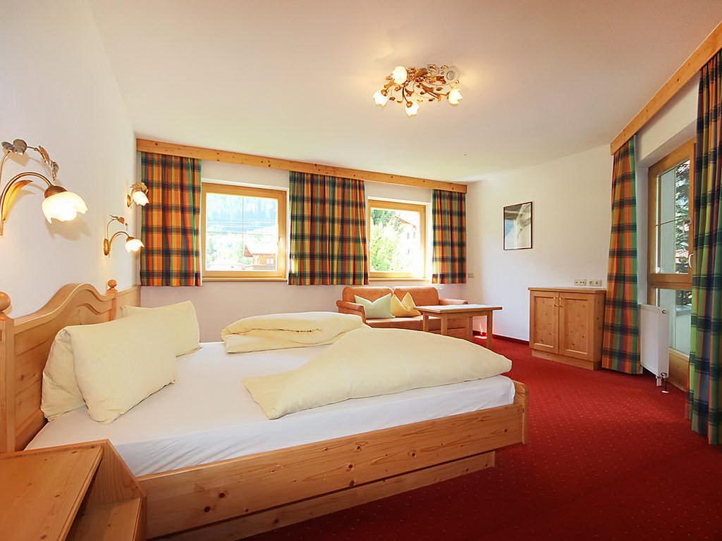 Diana Hotel Петной ам Арлберг Екстериор снимка