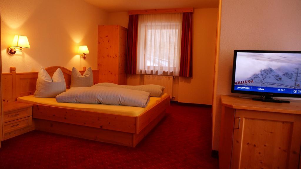 Diana Hotel Петной ам Арлберг Екстериор снимка