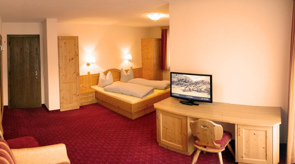 Diana Hotel Петной ам Арлберг Екстериор снимка